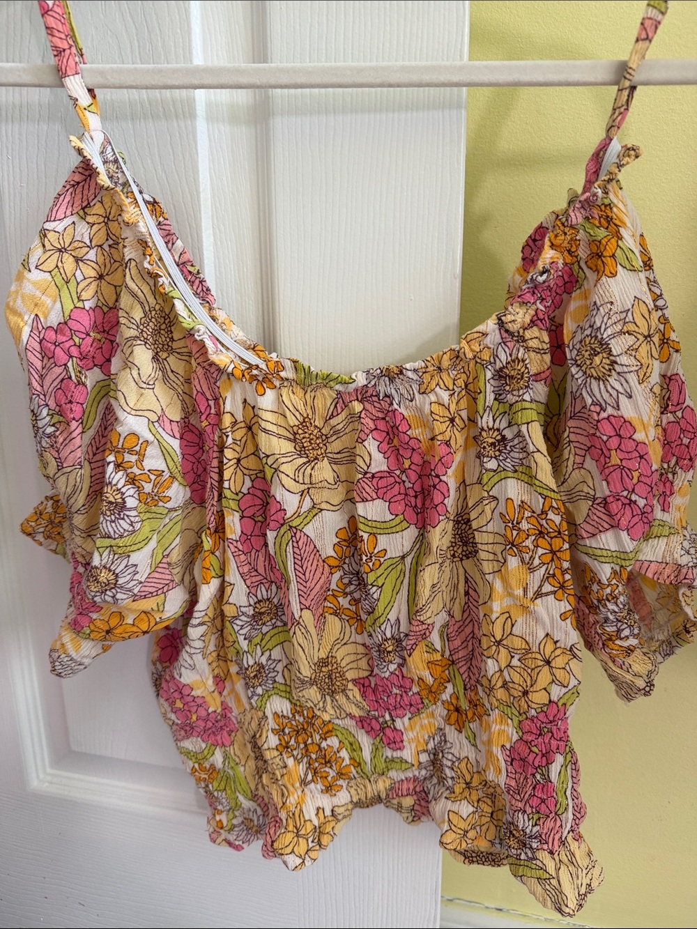 raya sun Floral Off-Shoulder Camisole - Pink, Yellow, Green